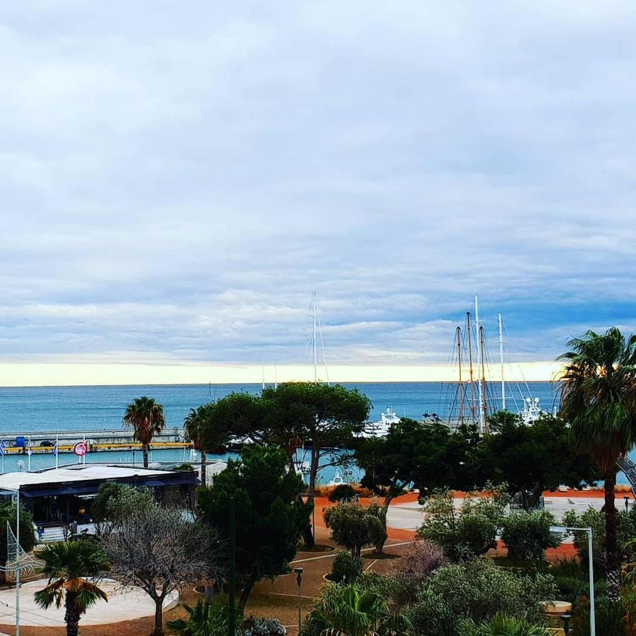 Piraeus Seaview Appartment Екстер'єр фото